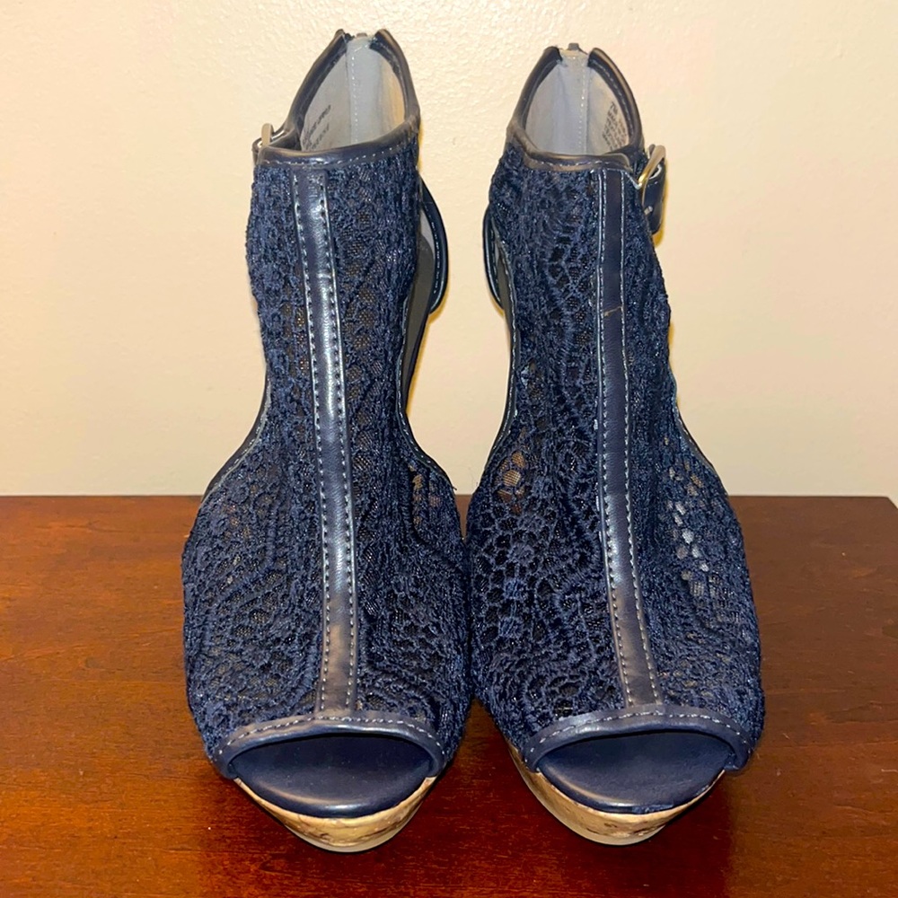 Wedge sandals